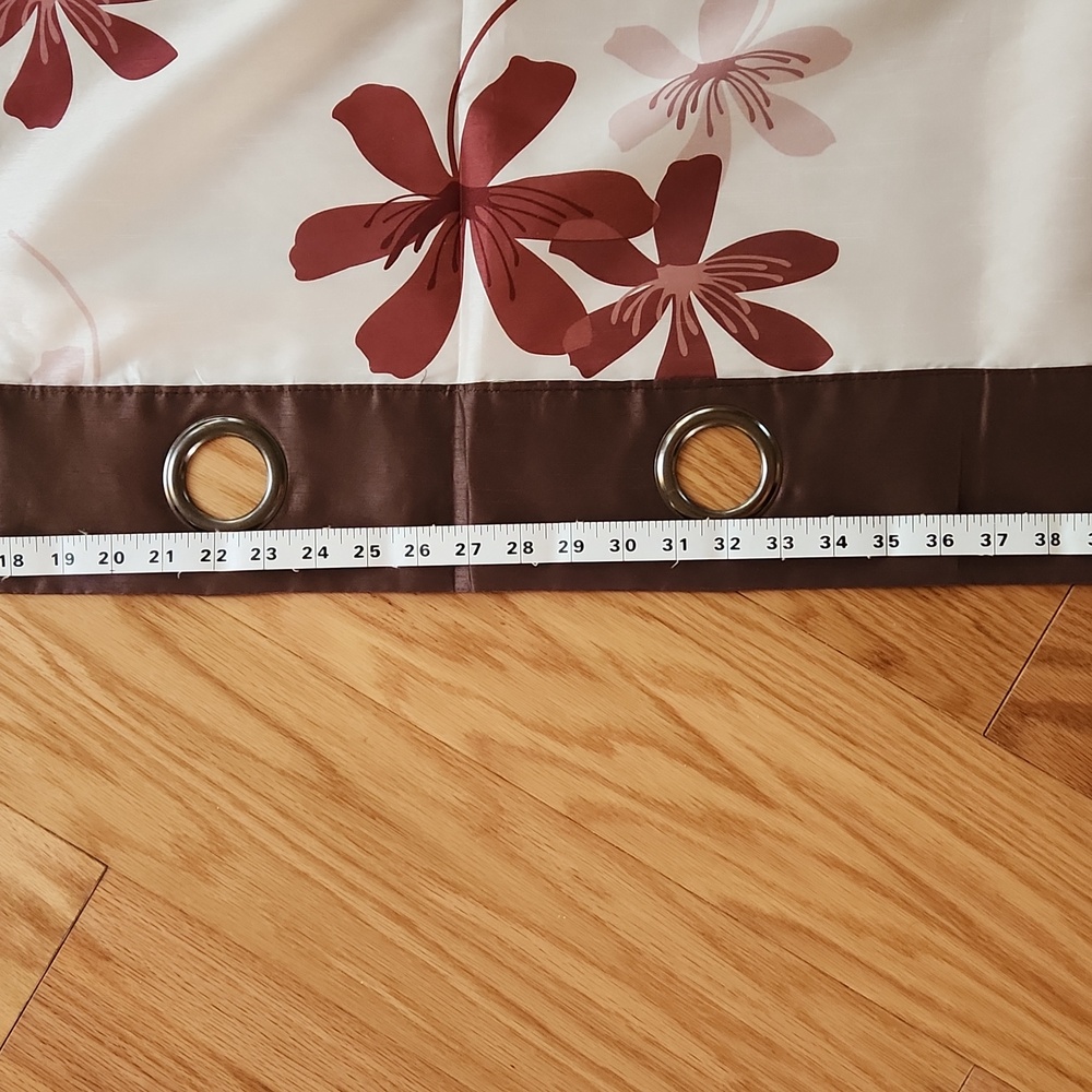 Beautiful flower print curtains - Picture 7 of 17